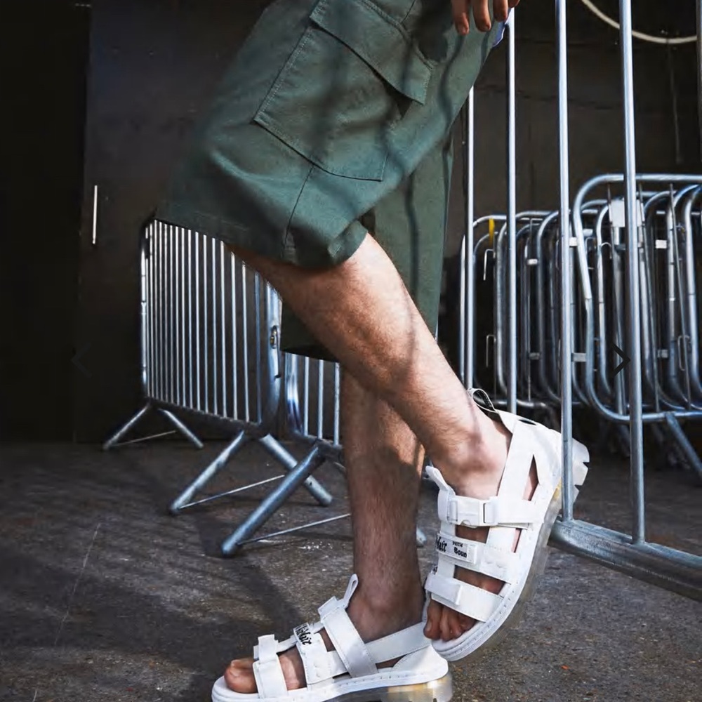 DR. MARTENS PEARSON ICED CASUAL SANDALS